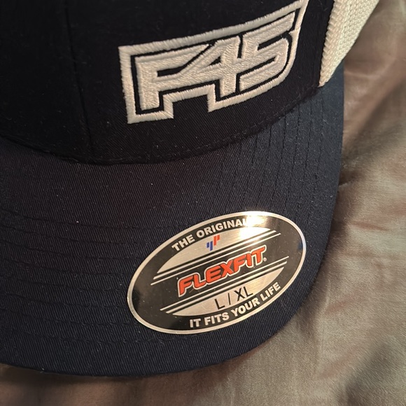 Brand new F45 Flex Fit Cap - Picture 2 of 4